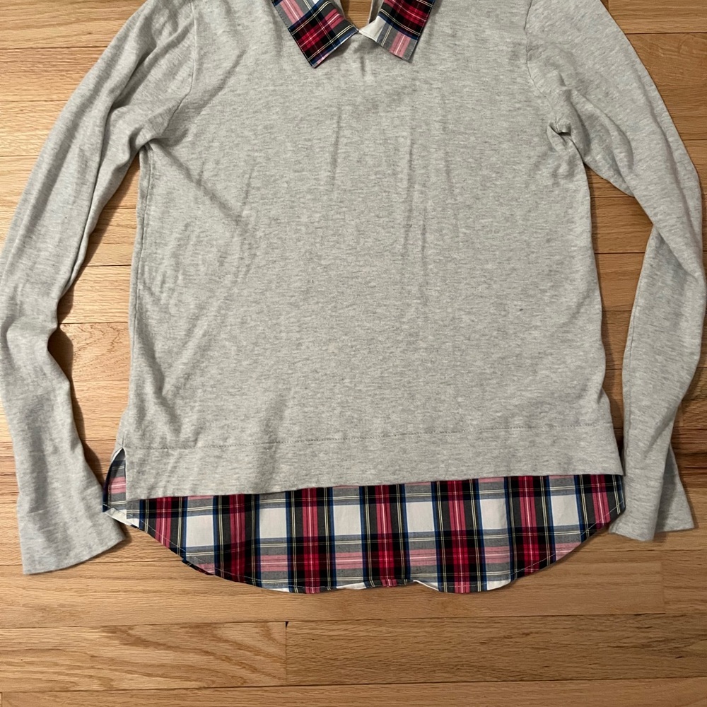 Gray Long Sleeve Top with Plaid Collar
